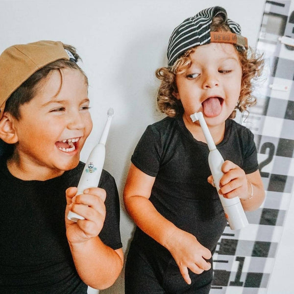 Jack n' Jill Dětský elektrický zubní kartáček s melodií Buzzy Brush