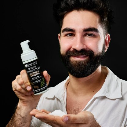 laSaponaria Pánská čisticí pěna 2v1 na tvář a vousy s kys. hyaluronovou a kofeinem BIO (150 ml)