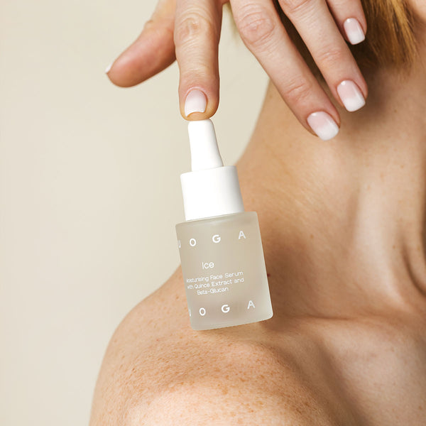 Uoga Uoga Hydratační pleťové sérum Ice BIO (15 ml)