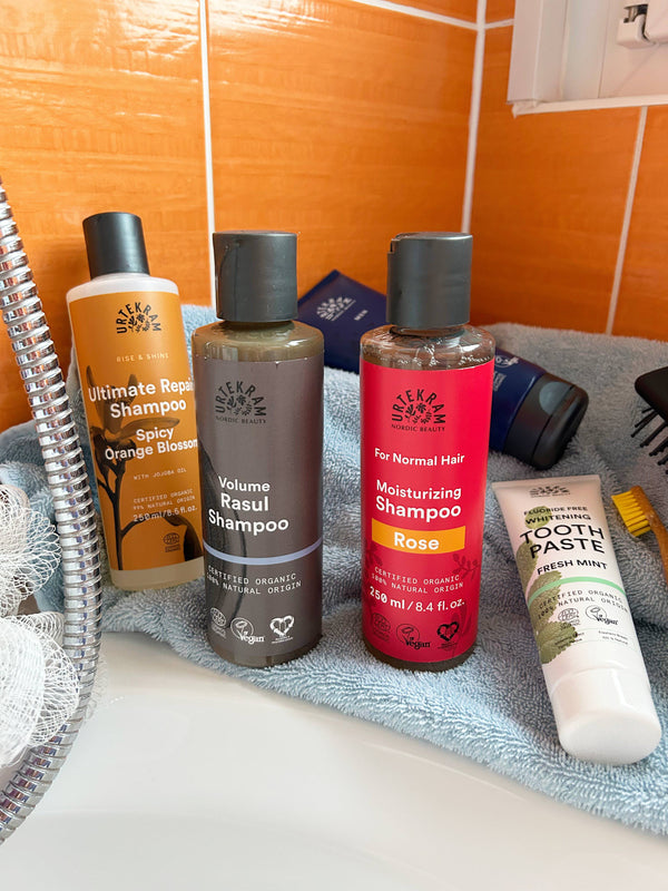 Urtekram Růžový šampon pro normální vlasy BIO