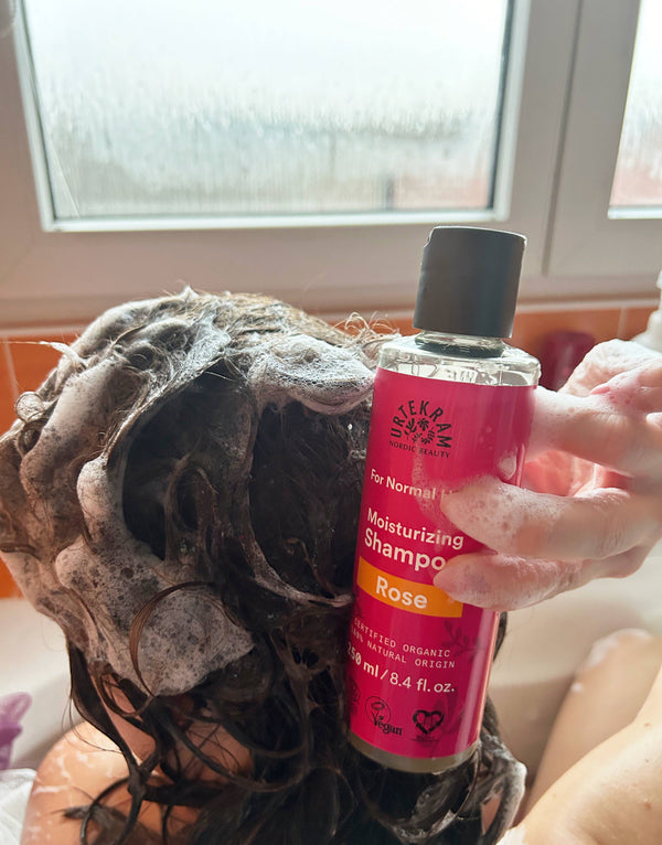 Urtekram Růžový šampon pro normální vlasy BIO