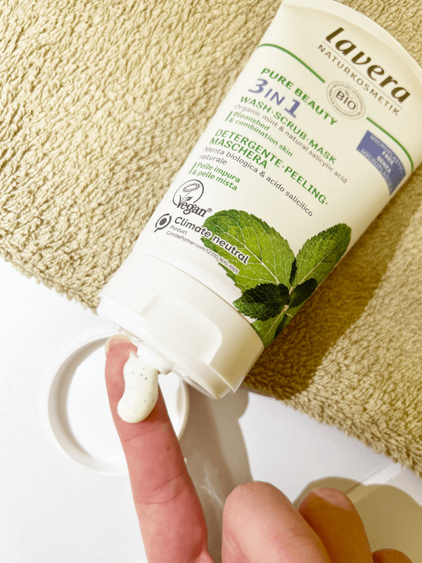 Lavera Pure Beauty Čisticí gel, peeling a maska 3v1 BIO (125 ml)