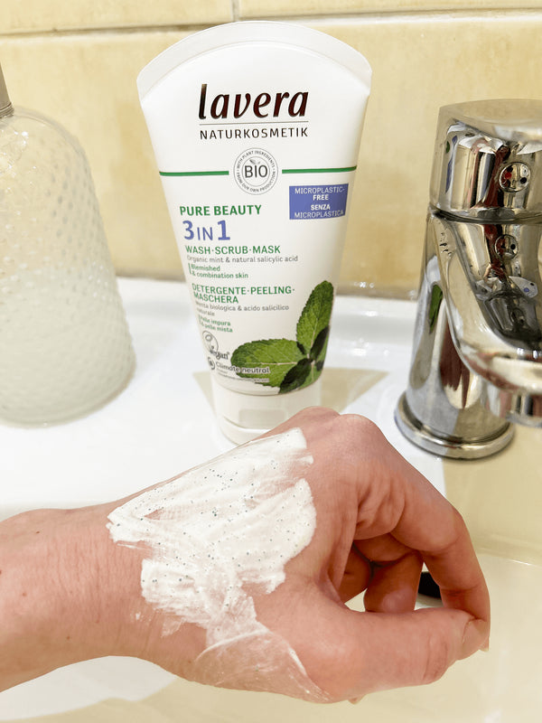 Lavera Pure Beauty Čisticí gel, peeling a maska 3v1 BIO (125 ml)