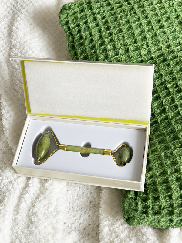 Kvitok Masážní váleček na obličej JADEIT