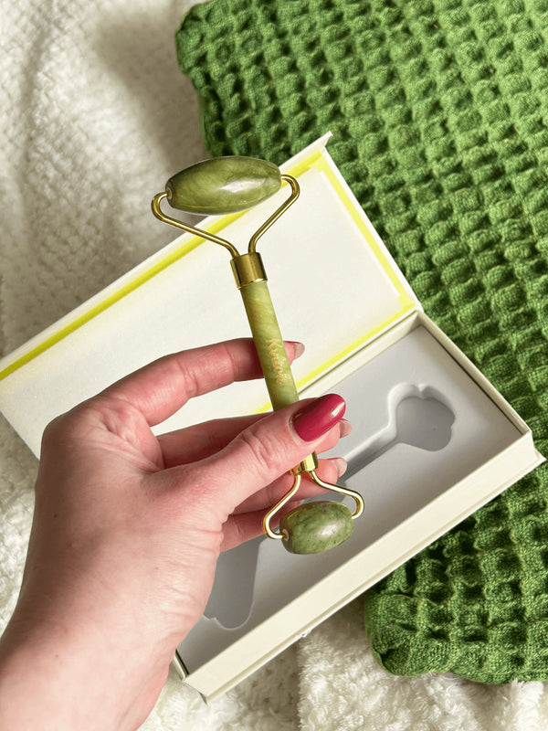 Kvitok Masážní váleček na obličej JADEIT