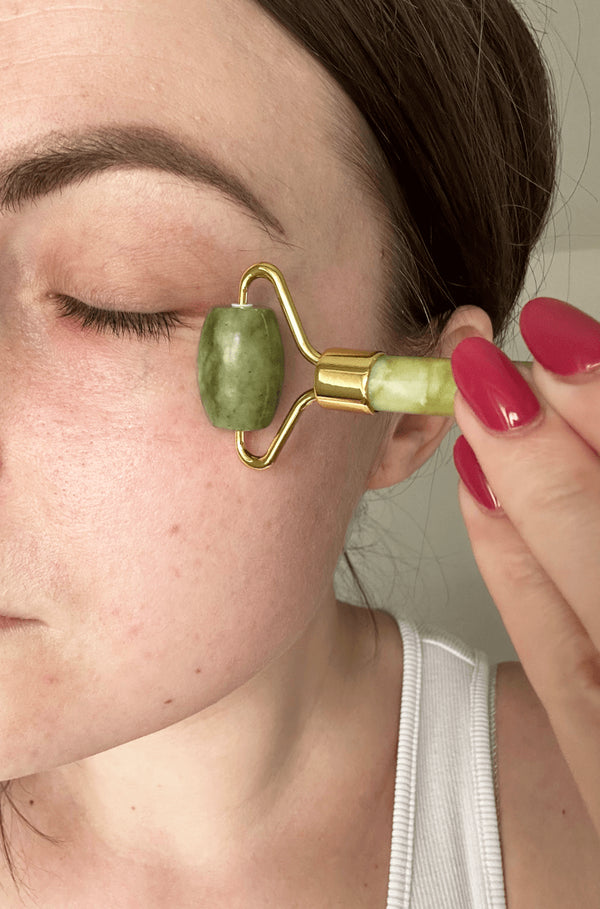 Kvitok Masážní váleček na obličej JADEIT