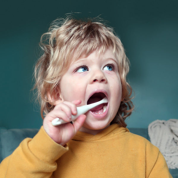 Jack n' Jill Akční set Dětská zubní pasta - Malina (50 g) + Dětský zubní kartáček Koala