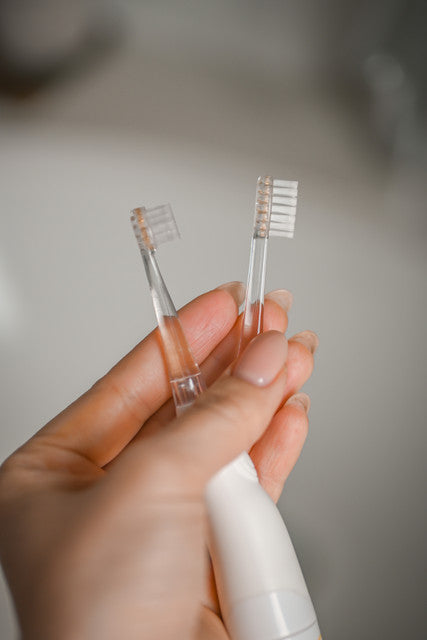 Jack n' Jill Dětský sonický zubní kartáček Tickle Tooth