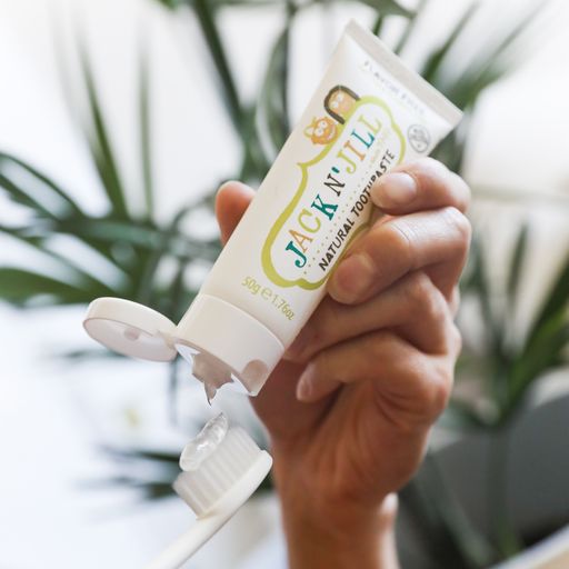 Jack n' Jill Akční set Dětská zubní pasta - bez příchutě (50 g) + Dětský silikonový zubní kartáček na prst