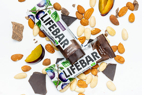 Lifefood Lifebar InChoco Tyčinka švestka RAW BIO (40 g)
