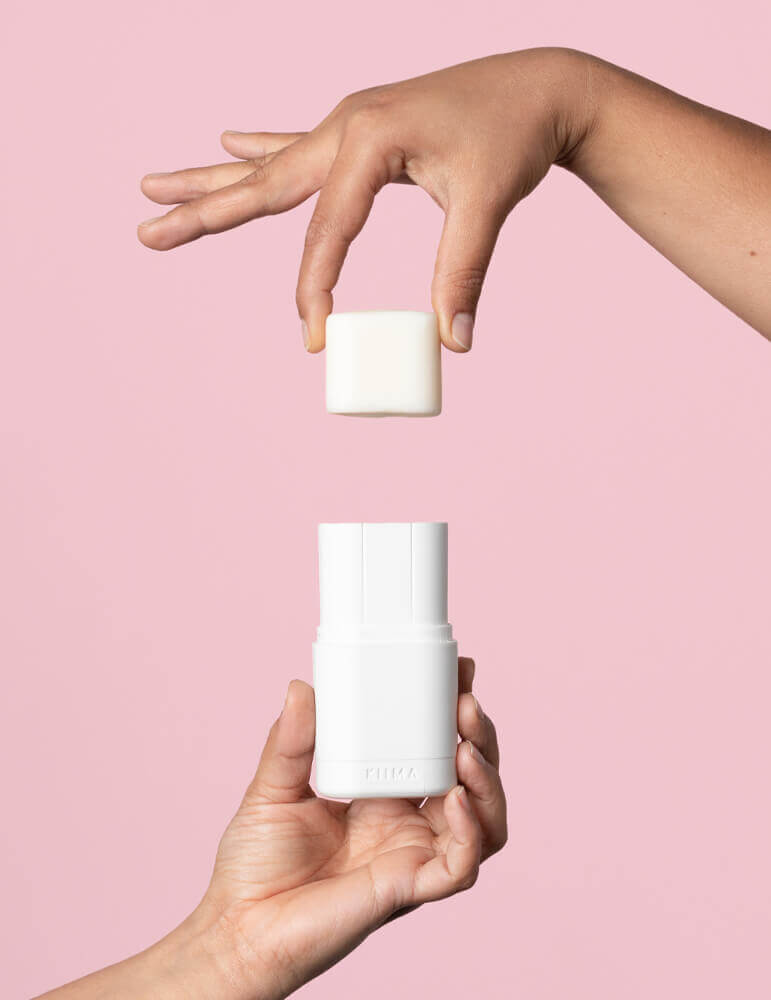 laSaponaria Zvýhodněná sada Tuhý deodorant Cotton Cloud s aplikátorem