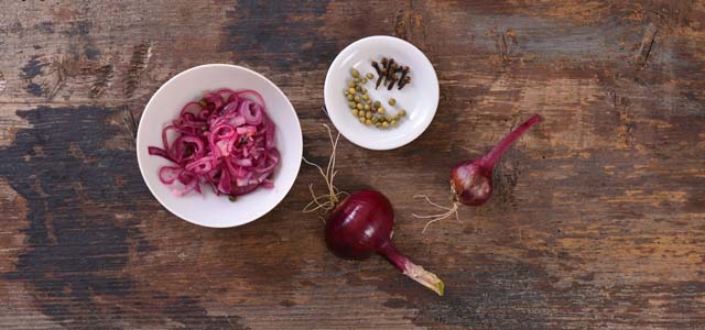Lahodná nakládaná cibule