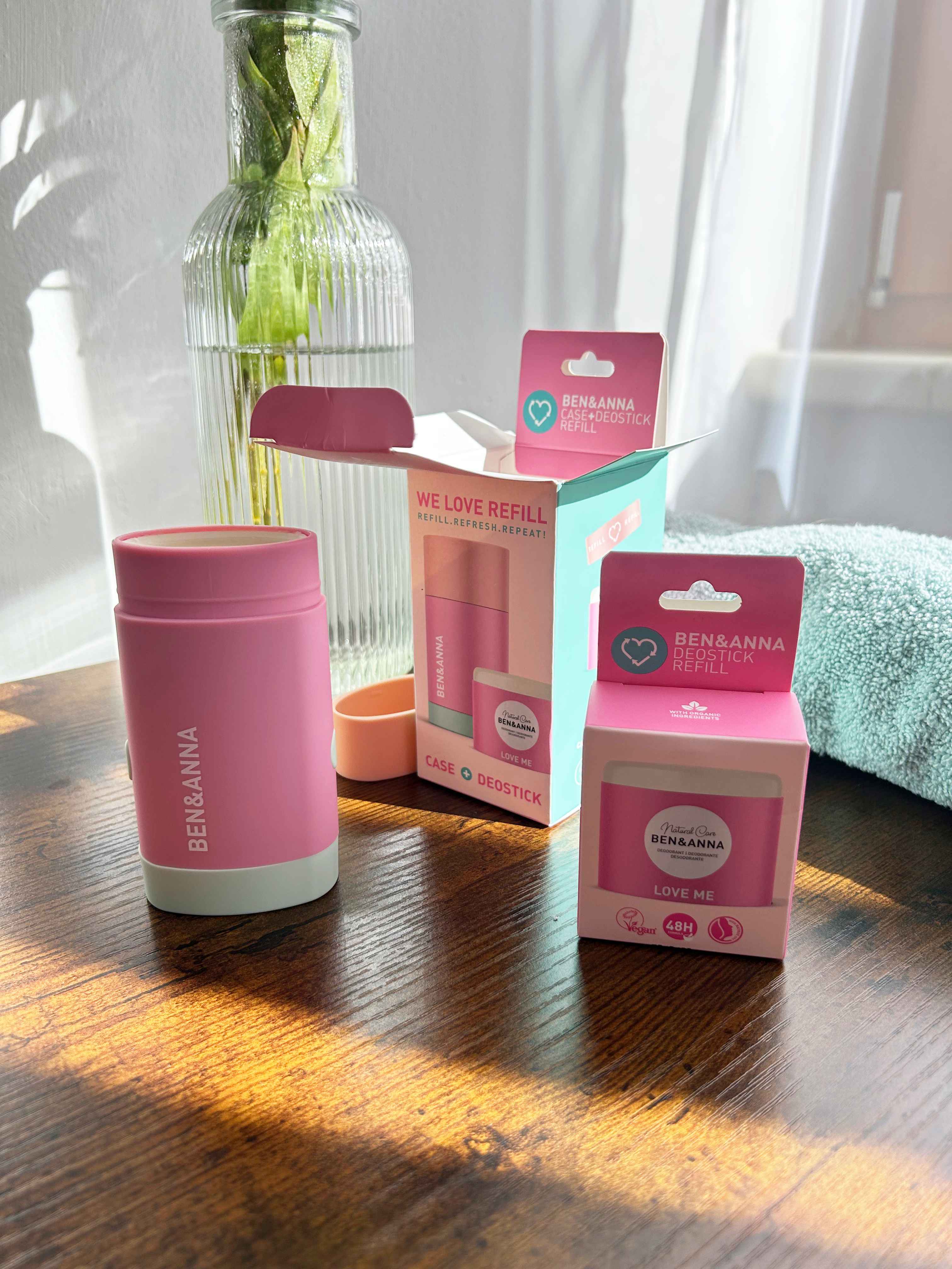 Ben & Anna Tuhý deodorant se znovupoužitelným aplikátorem (40 g) -  Love Me