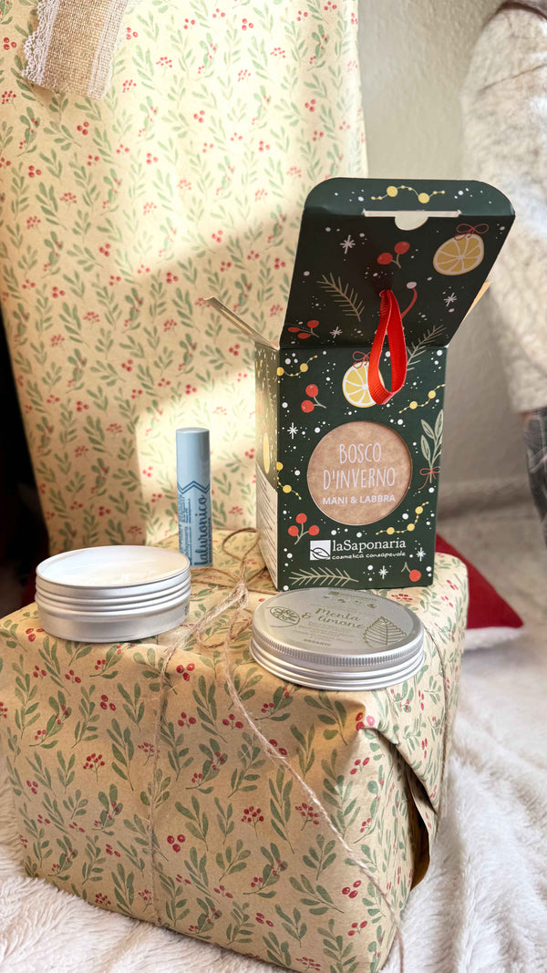 laSaponaria Dárková sada pro péči o rty a ruce - Zimní les - pošk. obal