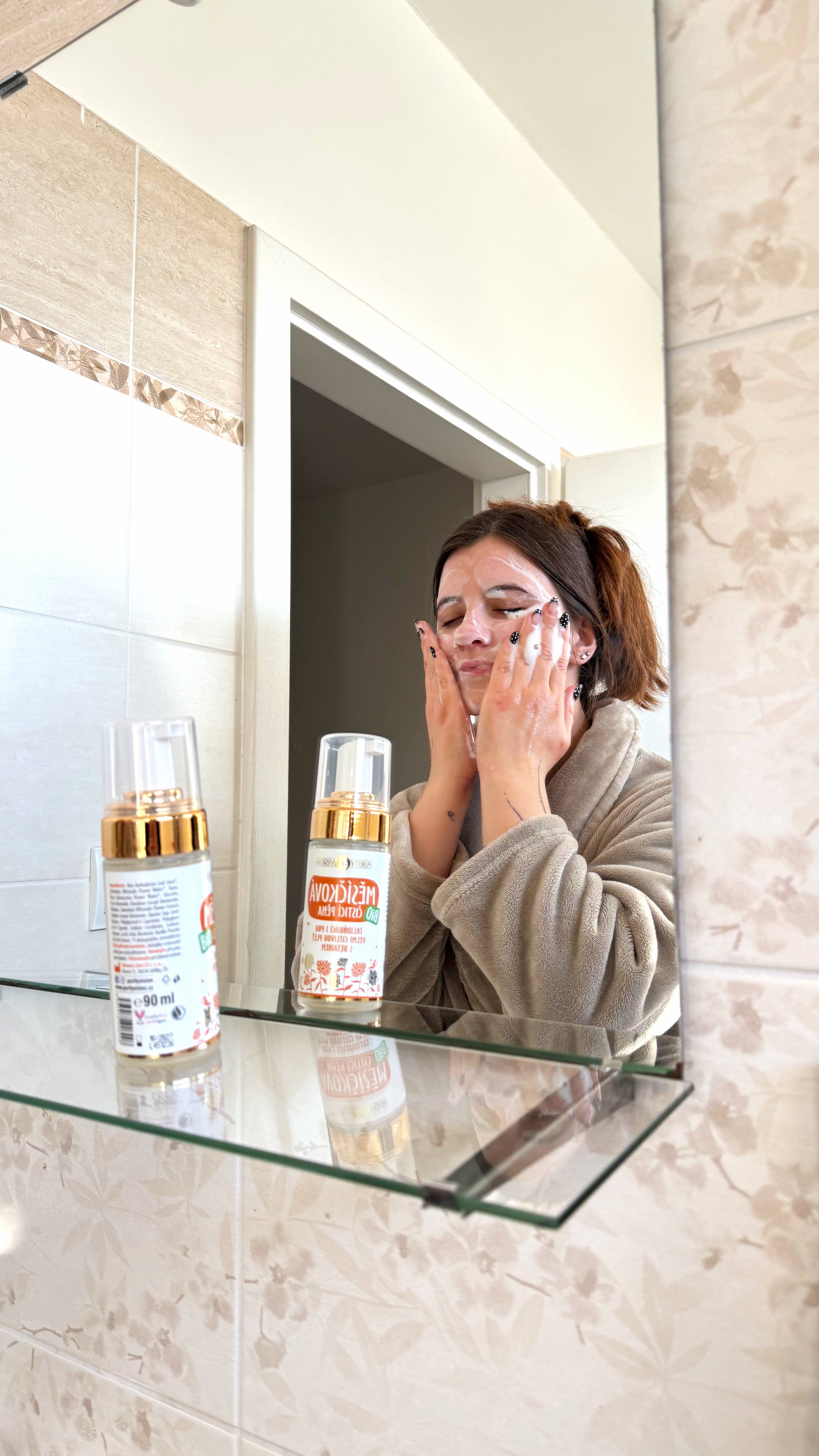 Purity Vision Měsíčková čisticí pěna (90 ml)