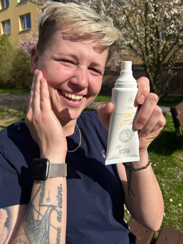 Eco Cosmetics Dětský opalovací fluid SPF 50+ BIO (100 ml)