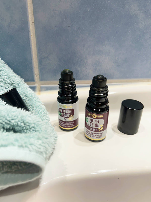 Purity Vision Liftingový roll-on olej na oční okolí (5 ml) - noční