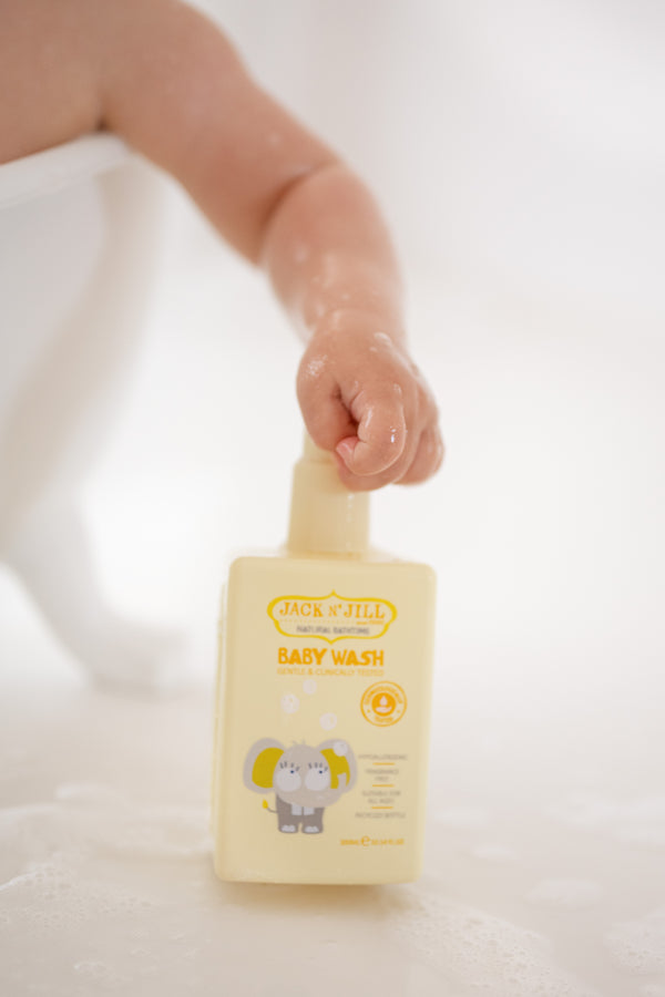 Jack n' Jill Sprchový gel pro miminka od narození (300 ml)