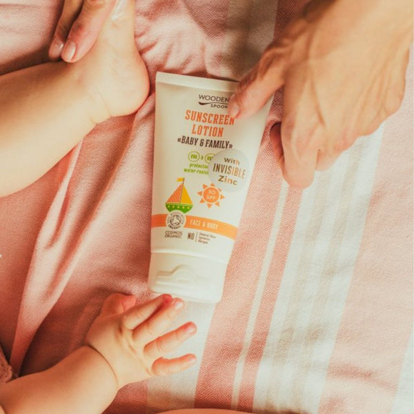 Wooden Spoon Opalovací tělové mléko v tubě Baby & Family SPF 30 BIO