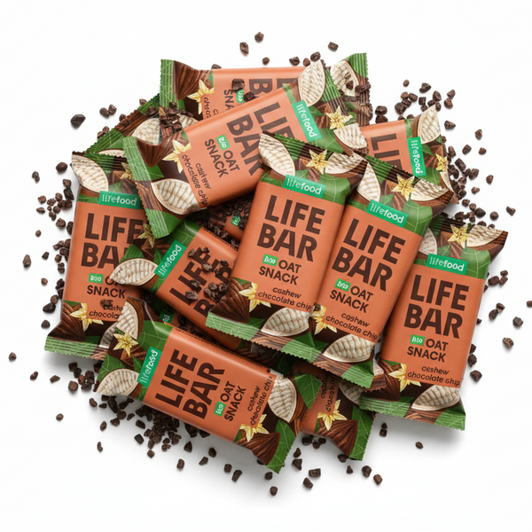 Lifefood Zvýhodněná sada 13 + 2 tyčinky zdarma - Lifebar Oat Snack Chocolate Chip BIO (15 x 40 g)