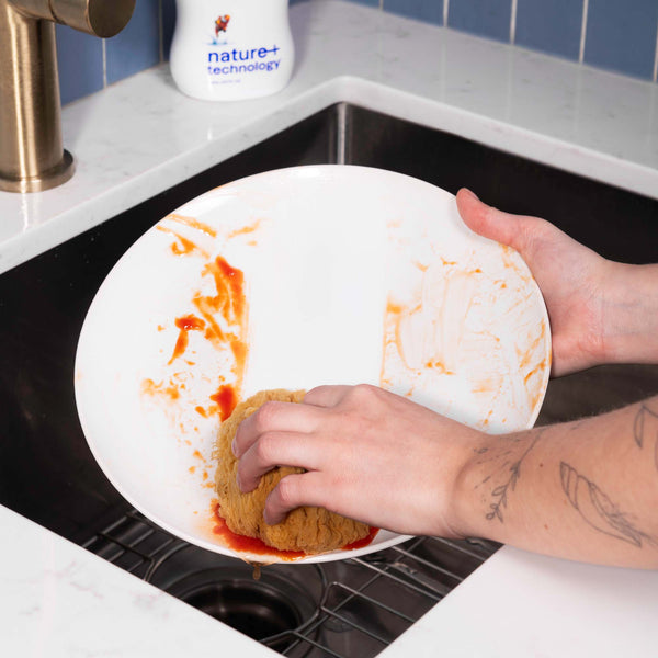 Attitude Prostředek na mytí nádobí s vůní zeleného jablka a bazalky (700 ml)