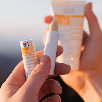 Eco Cosmetics Ochranný balzám na rty SPF 25 BIO (4 g)